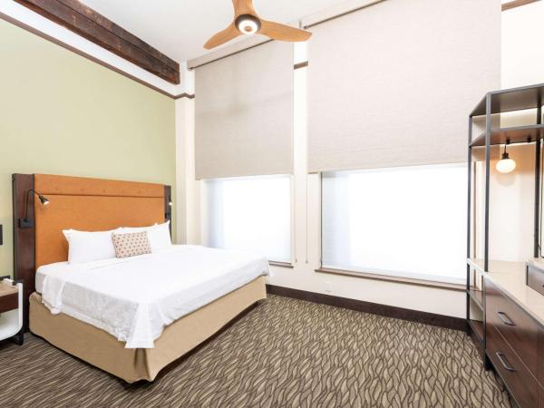 Homewood Suites by Hilton Indianapolis Downtown : photo 4 de la chambre suite 1 chambre lit king-size - non-fumeurs