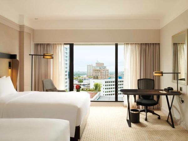 Hilton Kuching Hotel : photo 2 de la chambre chambre lits jumeaux exécutive