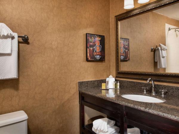 DoubleTree by Hilton Memphis Downtown : photo 2 de la chambre chambre double avec 2 lits doubles - non-fumeurs