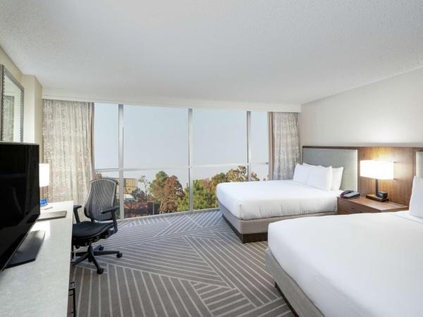 Hilton Memphis : photo 2 de la chambre chambre avec 2 grands lits queen-size 