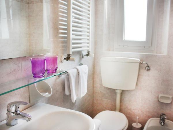 Hotel Daniela : photo 1 de la chambre chambre double avec balcon