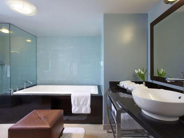 Hilton Club New York : photo 5 de la chambre suite 1 chambre lit king-size avec canapé-lit