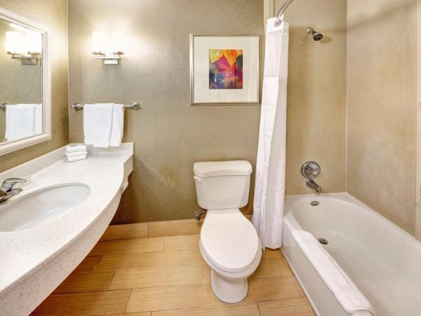 Hilton Garden Inn Portland Airport : photo 3 de la chambre chambre lit king-size