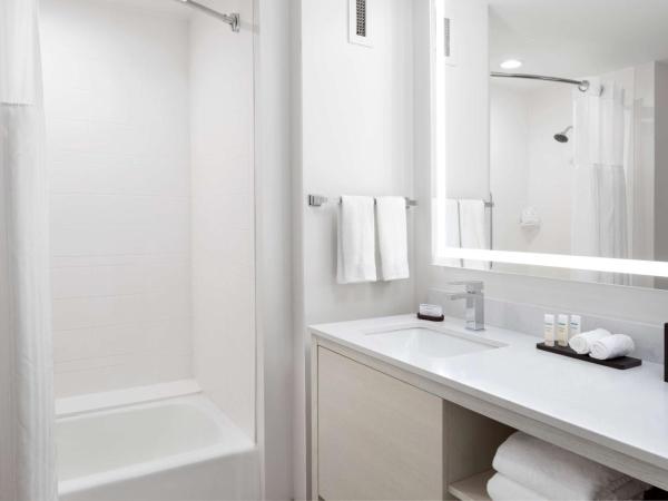 Embassy Suites by Hilton Tampa Airport Westshore : photo 7 de la chambre suite 2 chambres - non-fumeurs