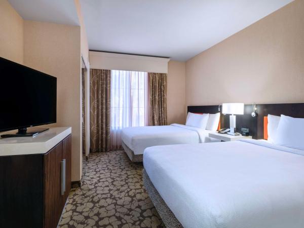 Hilton Garden Inn Las Vegas Strip South : photo 3 de la chambre suite junior avec 2 lits queen-size