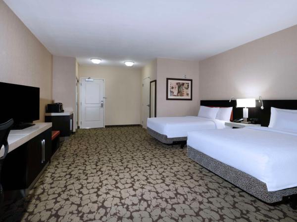 Hilton Garden Inn Las Vegas Strip South : photo 2 de la chambre chambre avec 2 lits queen-size - pour personnes malentendantes