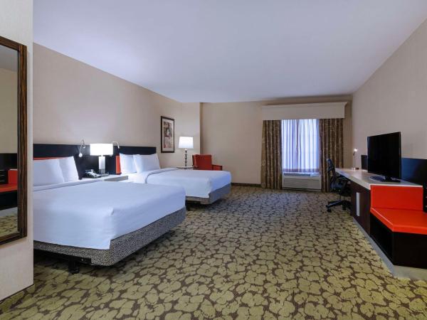 Hilton Garden Inn Las Vegas Strip South : photo 3 de la chambre chambre avec 2 lits queen-size - pour personnes malentendantes