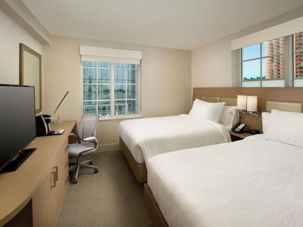 Hilton Garden Inn Miami South Beach : photo 1 de la chambre chambre double avec 2 lits doubles - non-fumeurs