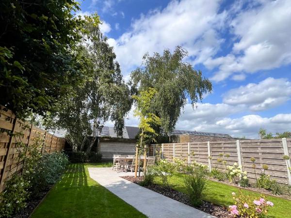 Poutrelle Guestrooms : photo 8 de la chambre chambre double ou lits jumeaux standard - vue sur jardin