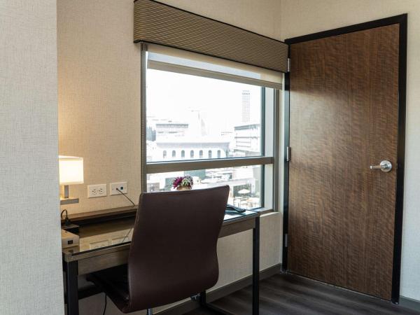 Hampton Inn San Francisco Downtown/Convention Center : photo 1 de la chambre chambre 2 lits queen-size - non-fumeurs