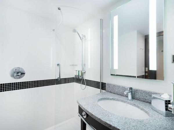 Hampton by Hilton Krakow : photo 6 de la chambre chambre lit queen-size 