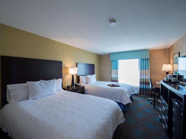Hampton Inn Saskatoon South : photo 1 de la chambre chambre 2 lits queen-size (4 adultes)
