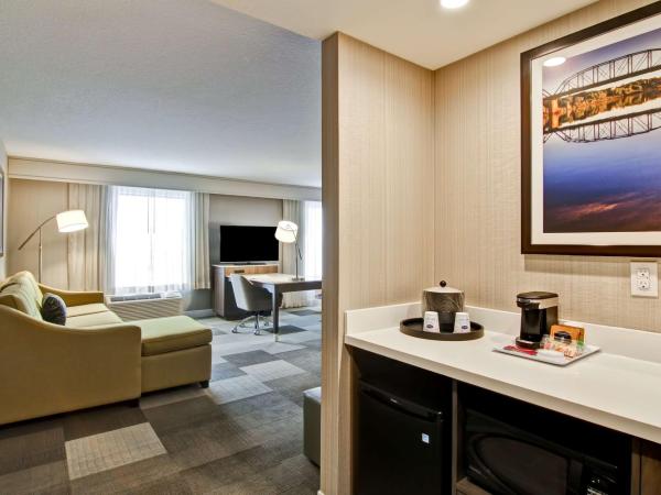 Hampton Inn & Suites by Hilton Saskatoon Airport : photo 1 de la chambre studio queen avec 2 lits queen-size - non-fumeurs