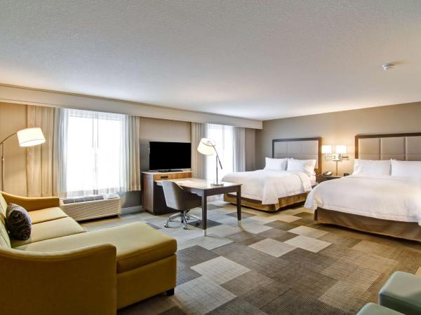 Hampton Inn & Suites by Hilton Saskatoon Airport : photo 2 de la chambre studio queen avec 2 lits queen-size - non-fumeurs