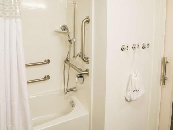 Hampton Inn & Suites Orlando near SeaWorld : photo 6 de la chambre suite studio lit king-size - non-fumeurs