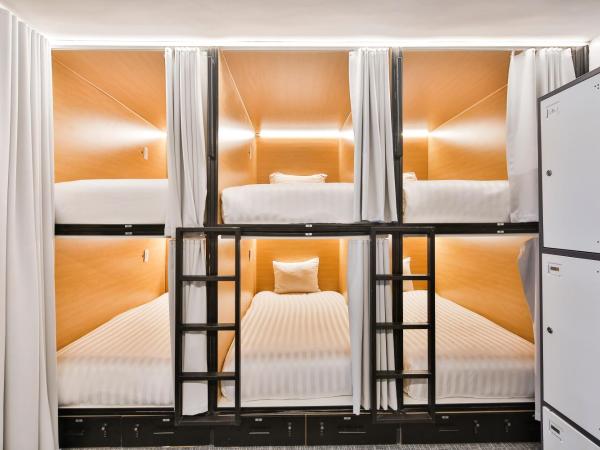 Parc Avenue Hostel : photo 3 de la chambre lit superposé dans dortoir mixte