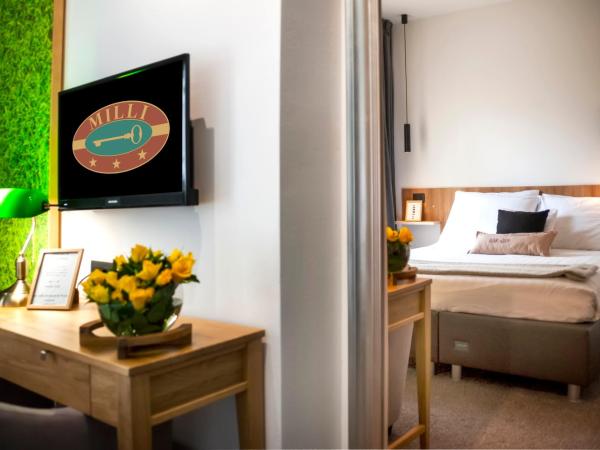 Villa Milli B&B : photo 6 de la chambre offre spéciale - chambre double avec balcon