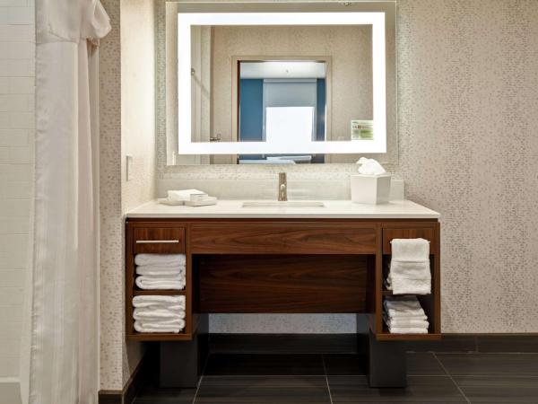 Home2 Suites By Hilton Oklahoma City Airport : photo 7 de la chambre suite studio lit king-size - non-fumeurs