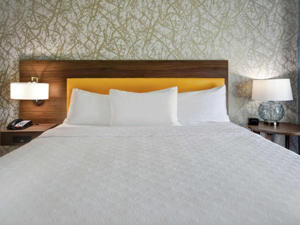 Home2 Suites By Hilton Oklahoma City Airport : photo 3 de la chambre suite studio lit king-size - non-fumeurs