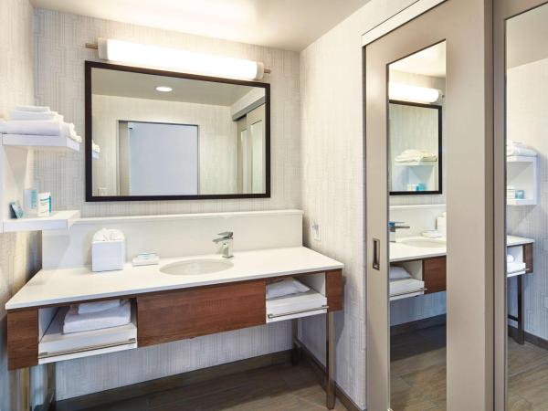 Hampton Inn & Suites Sacramento at CSUS : photo 6 de la chambre suite studio lit king-size - non-fumeurs