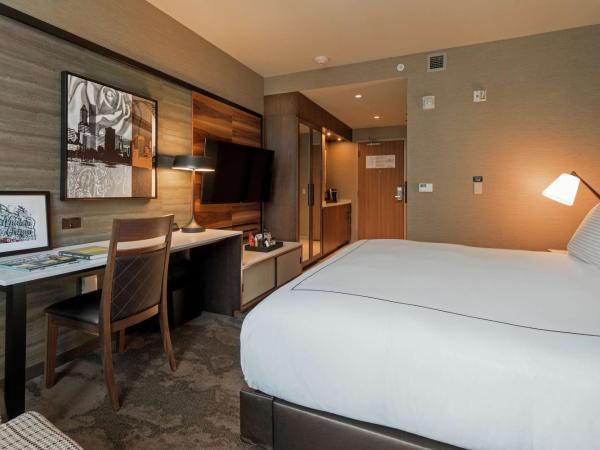 The Porter Portland, Curio Collection By Hilton : photo 3 de la chambre chambre lit king-size de luxe - vue sur rivière
