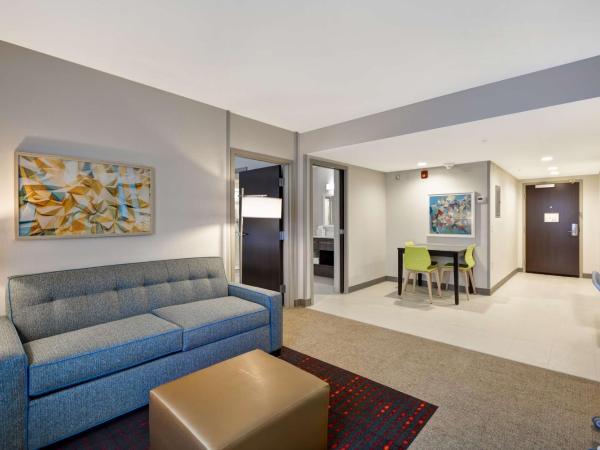 Home2 Suites By Hilton Columbus Airport East Broad : photo 1 de la chambre suite 1 chambre lit queen-size - non-fumeurs