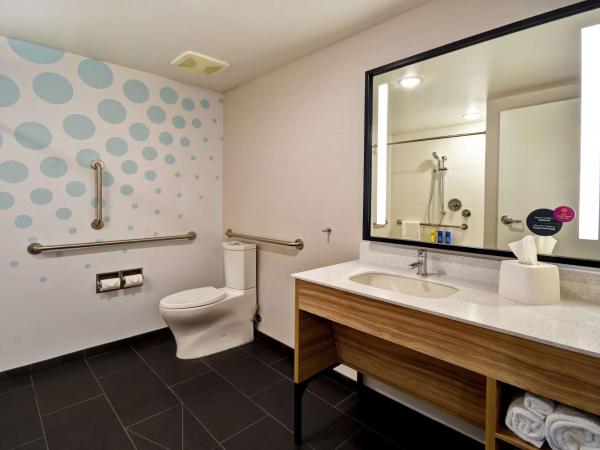 Tru By Hilton Salt Lake City Airport : photo 3 de la chambre chambre avec 2 lits queen-size - accessible aux personnes à mobilité réduite