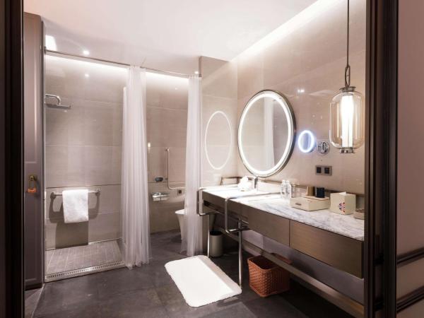 Canopy by Hilton Chengdu City Centre : photo 3 de la chambre chambre lit king-size - accessible aux personnes à mobilité réduite