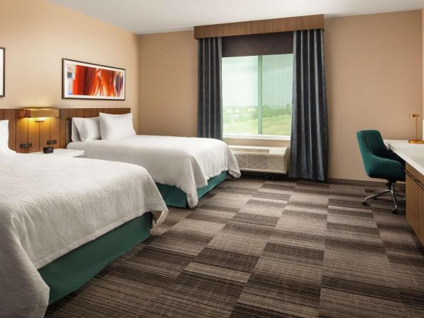 Hilton Garden Inn Sacramento Airport Natomas : photo 1 de la chambre chambre avec 2 lits queen-size - accessible aux personnes à mobilité réduite