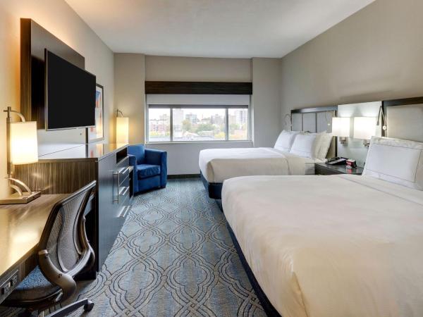 DoubleTree by Hilton St. Louis Forest Park : photo 4 de la chambre chambre avec 2 lits queen-size - accessible aux personnes à mobilité réduite