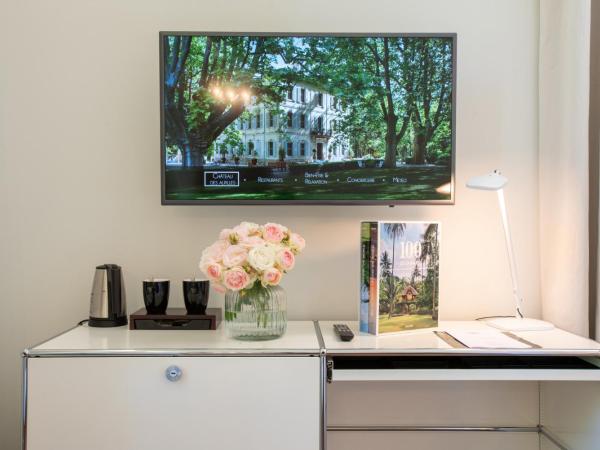 Hotel Château Des Alpilles : photo 5 de la chambre chambre double - vue sur jardin