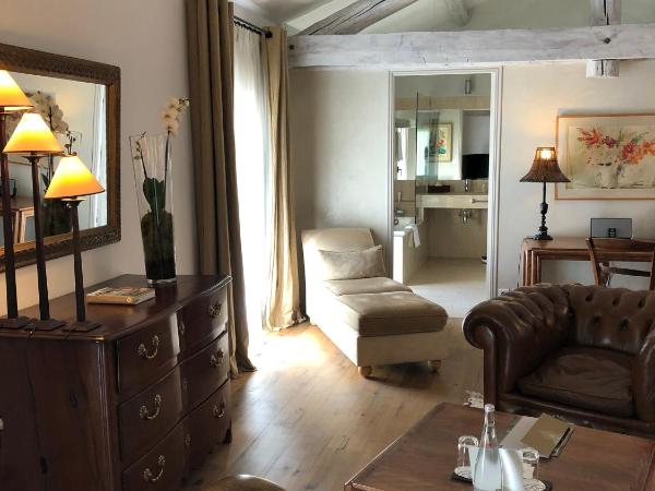 Hotel Château Des Alpilles : photo 5 de la chambre suite junior - vue sur jardin