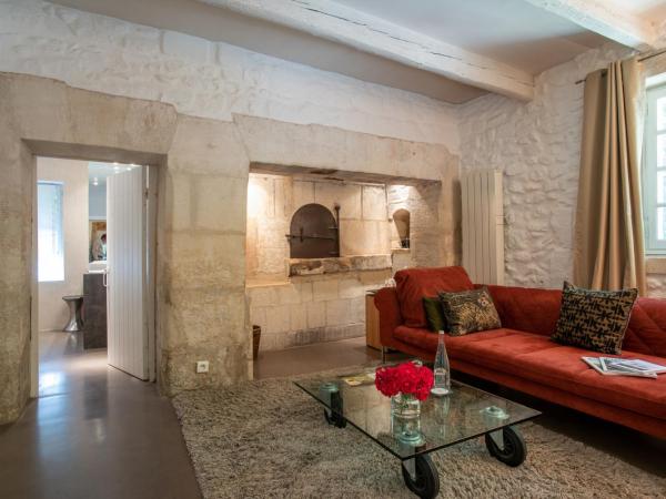 Hotel Château Des Alpilles : photo 4 de la chambre chambre familiale avec terrasse