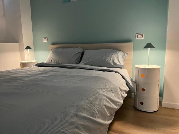 B&B Malnati 3 Urban Living MILANOSANSIRO : photo 4 de la chambre chambre double avec salle de bains privative