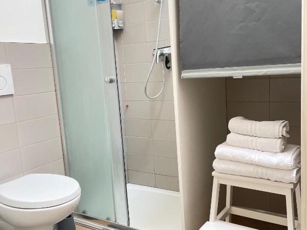 Roof Pellegrini : photo 10 de la chambre chambre quadruple avec terrasse