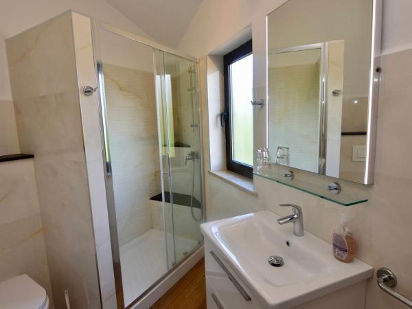 Gargamelo Pension : photo 3 de la chambre chambre triple