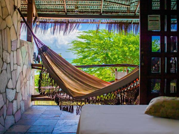 Castelo Beach Hotel : photo 3 de la chambre chambre quadruple - vue sur mer