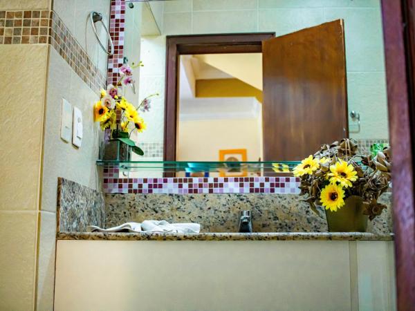 Castelo Beach Hotel : photo 9 de la chambre chambre quadruple - vue sur mer