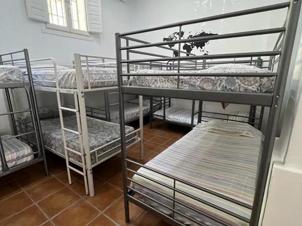 Hostel Sun Set : photo 1 de la chambre dortoir mixte de 10 lits