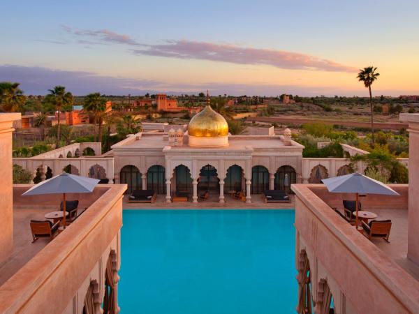 Palais Namaskar : photo 4 de la chambre hébergement pool palace