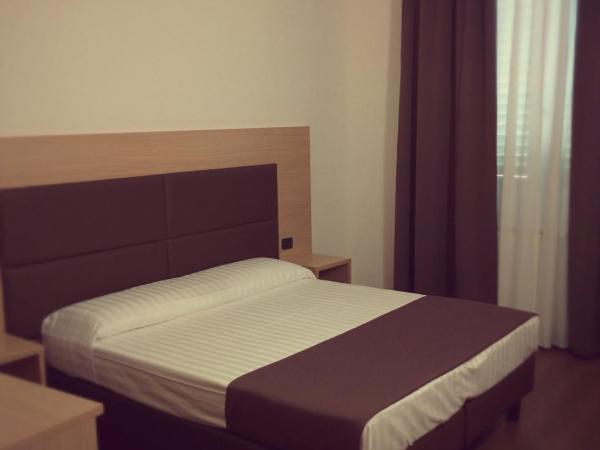Hotel Esperanza : photo 3 de la chambre chambre double ou lits jumeaux
