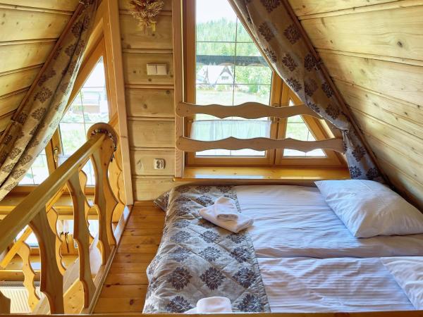 Pensjonat u Ani : photo 5 de la chambre petite chambre double Économique avec mezzanine 