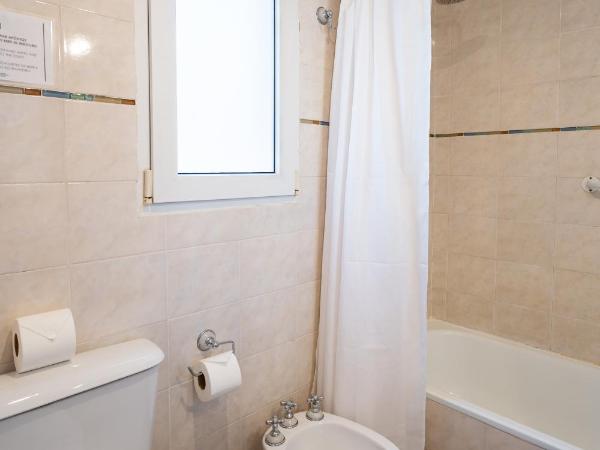 NBH Lacus Boutique Hotel : photo 9 de la chambre chambre triple