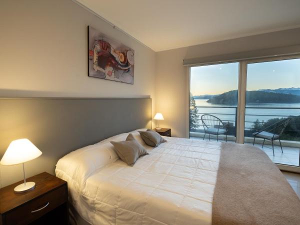 NBH Lacus Boutique Hotel : photo 6 de la chambre chambre double – vue sur lac
