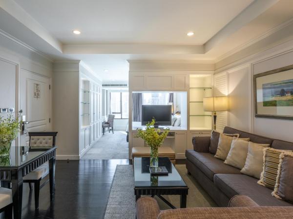 Cape House Langsuan Hotel : photo 6 de la chambre suite studio avec accès au salon