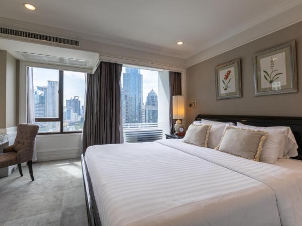 Cape House Langsuan Hotel : photo 2 de la chambre suite studio avec accès au salon