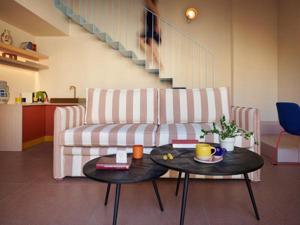 LOOM ATHENS : photo 1 de la chambre suite