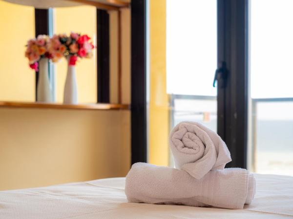 Hotel Crown : photo 5 de la chambre chambre double ou lits jumeaux