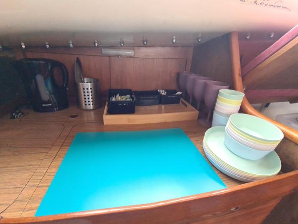 Husbåten Vega 2 Göteborg City : photo 9 de la chambre mobile home