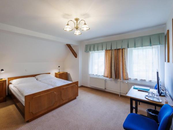 Pension U Golfu Cihelny : photo 1 de la chambre chambre double standard
